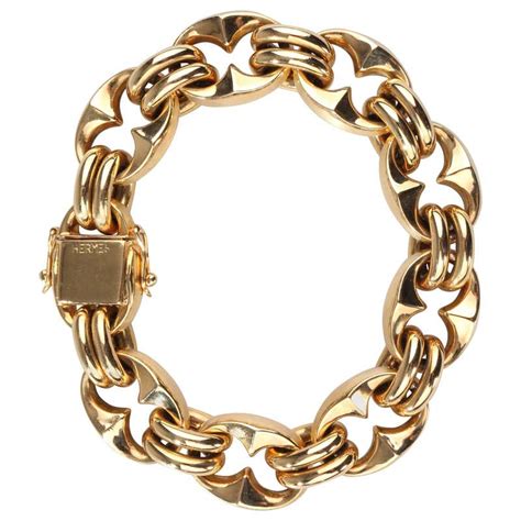 hermes logo gold|Hermes gold bracelets for women.